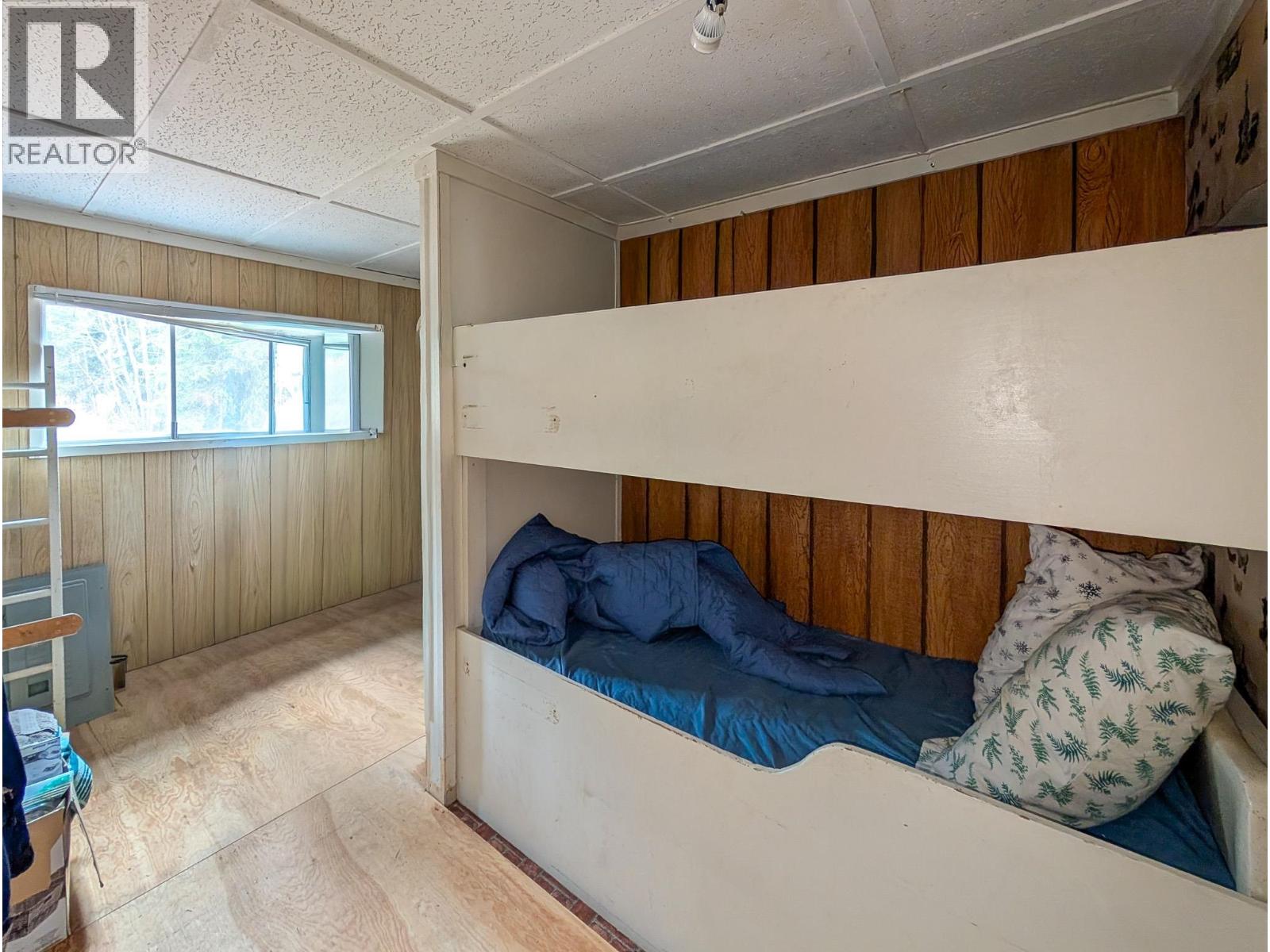 52470 LLOYD DRIVE - 24