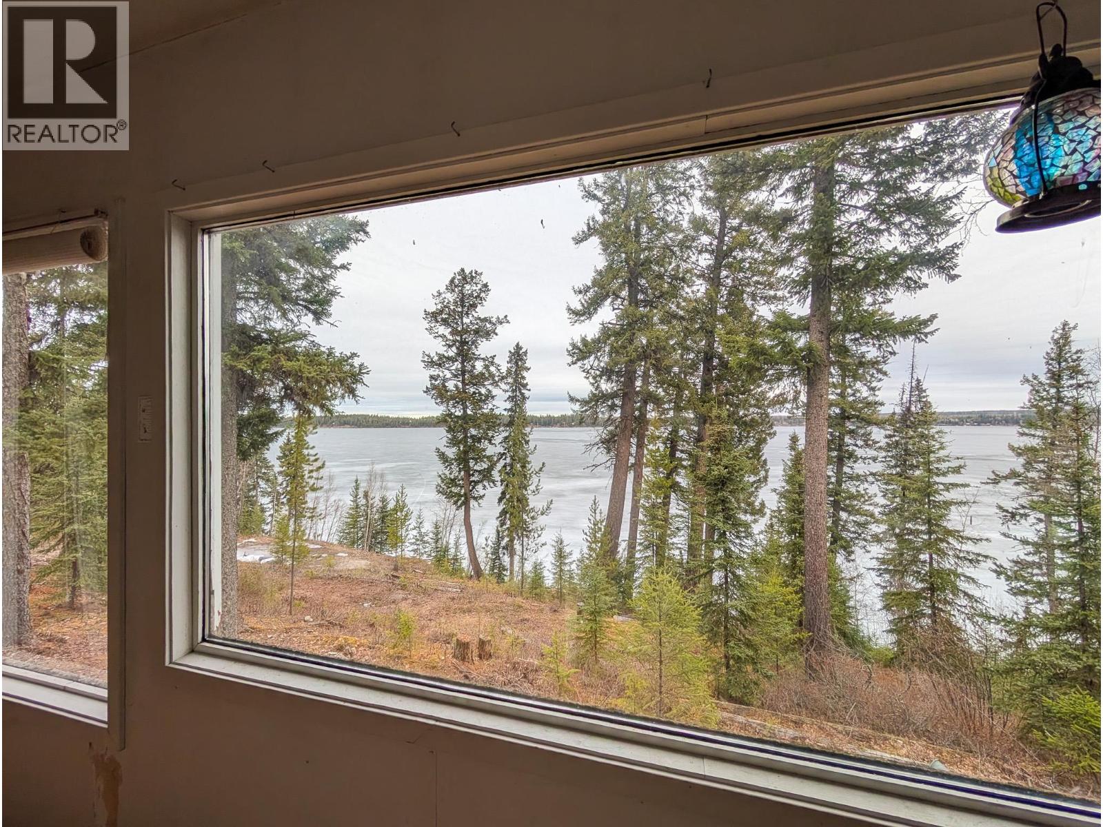 52470 LLOYD DRIVE - 33