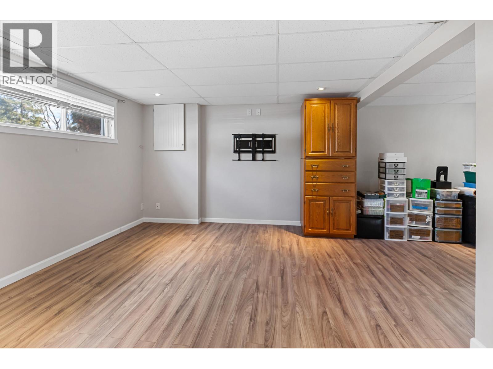 7837 PIEDMONT CRESCENT - 20