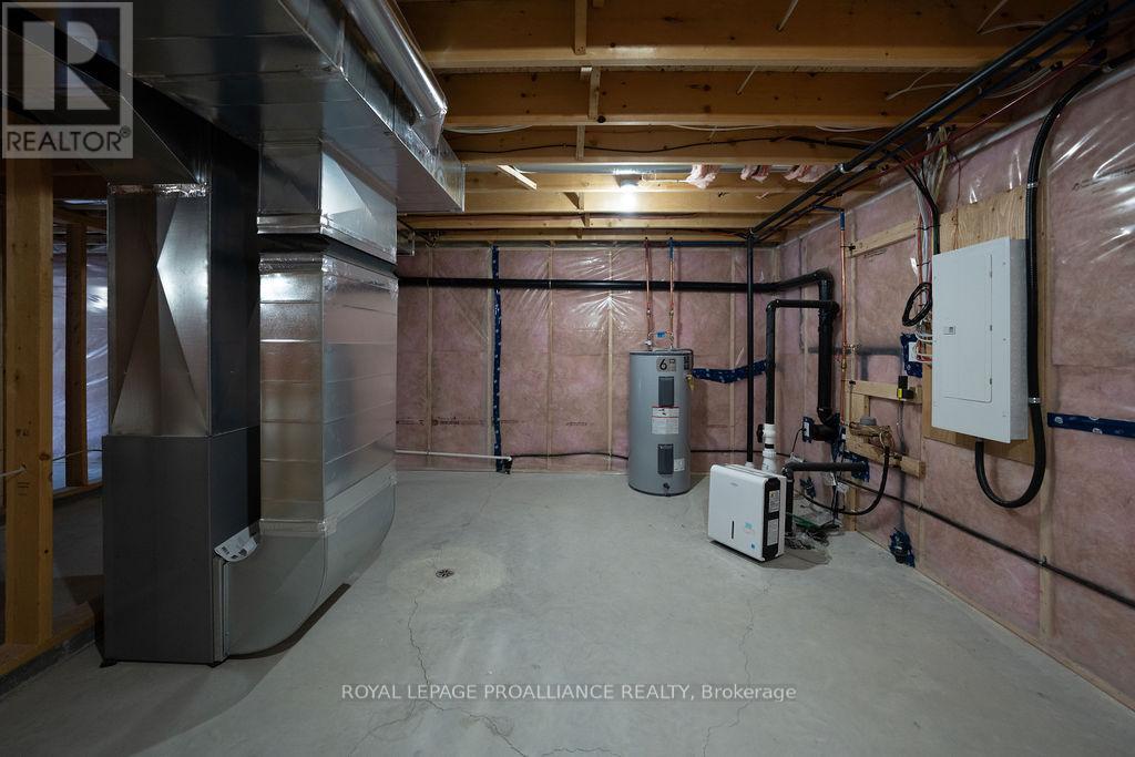 71 SEYMOUR STREET W — photo 35