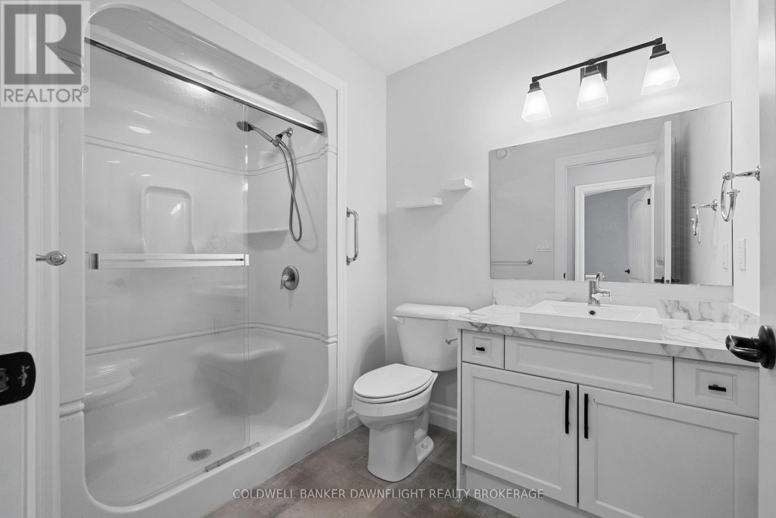 94 REDFORD DRIVE - 13