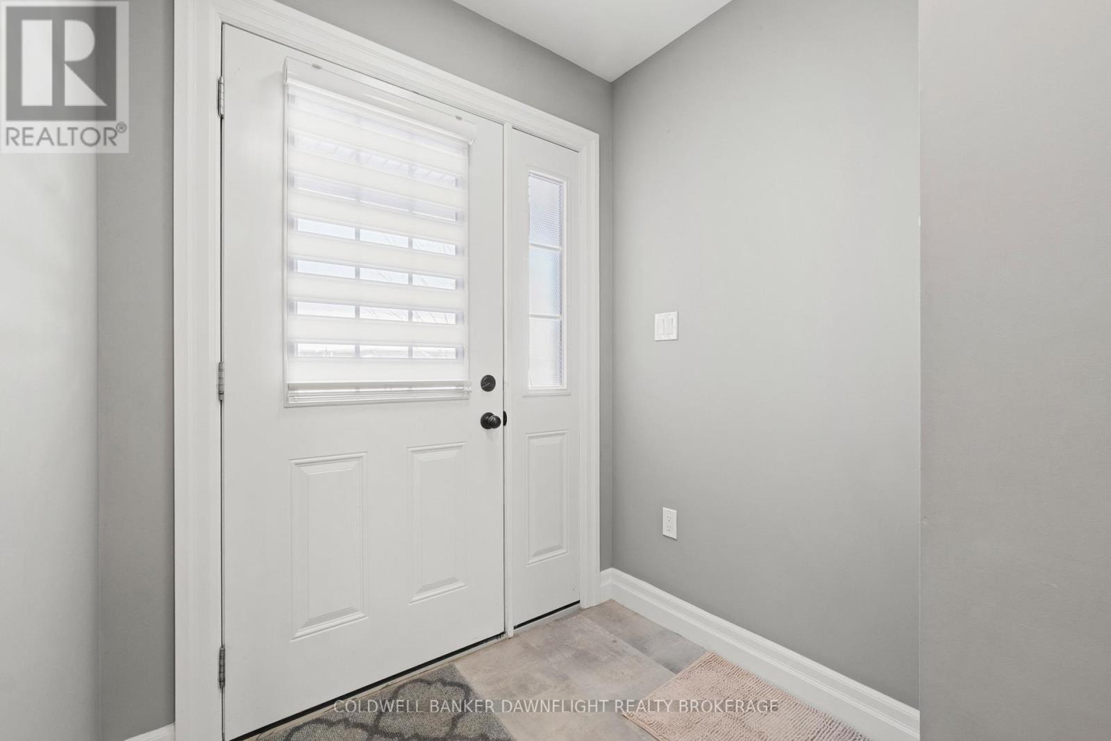 94 REDFORD DRIVE - 5