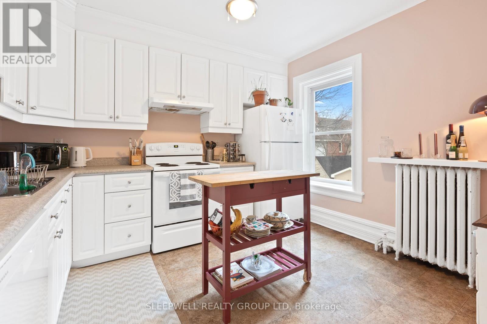 84 FOURTH AVENUE - 12