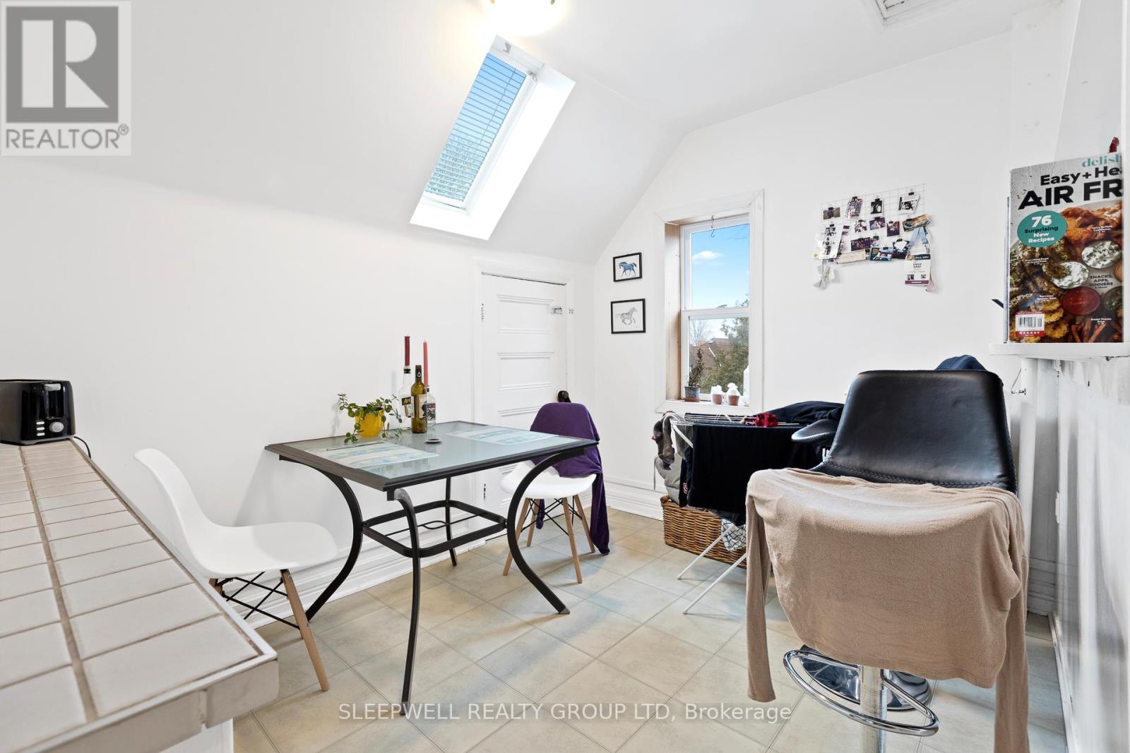 84 FOURTH AVENUE - 19