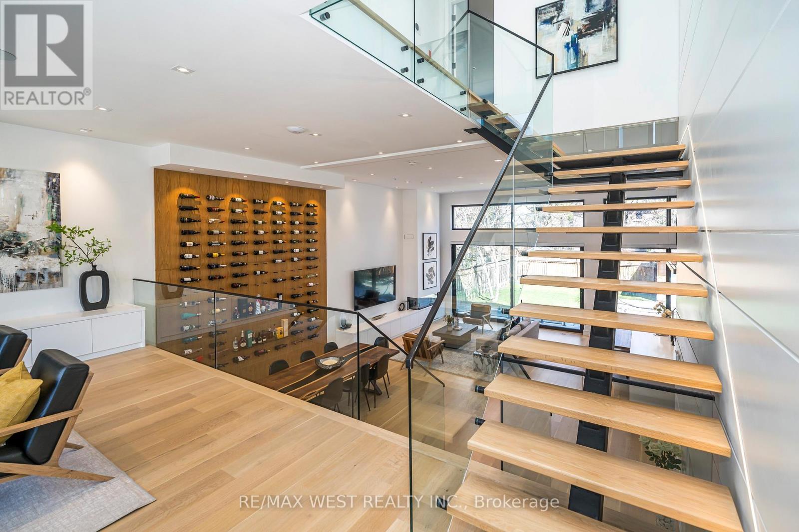 38 GWENDOLEN AVENUE - 11
