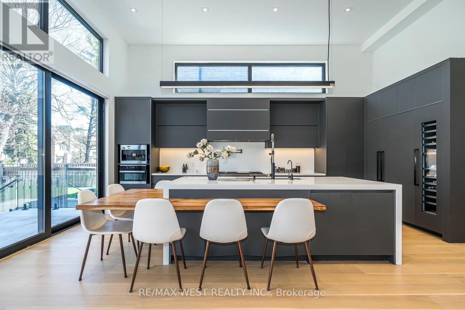 38 GWENDOLEN AVENUE - 21