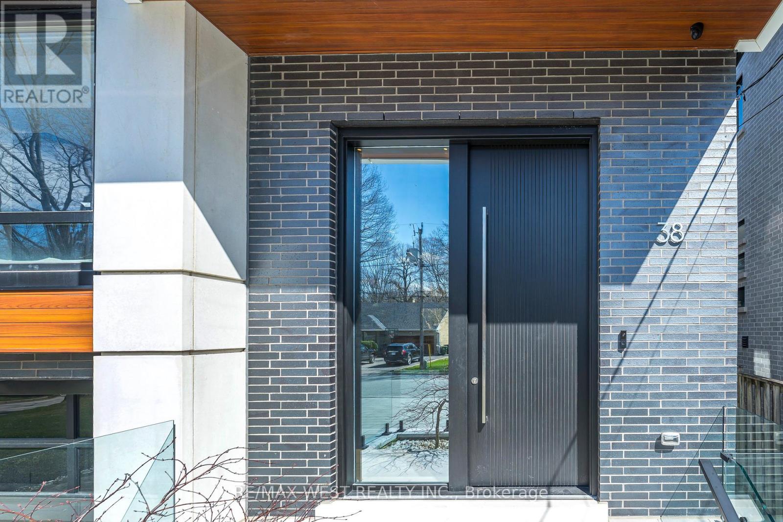 38 GWENDOLEN AVENUE - 3