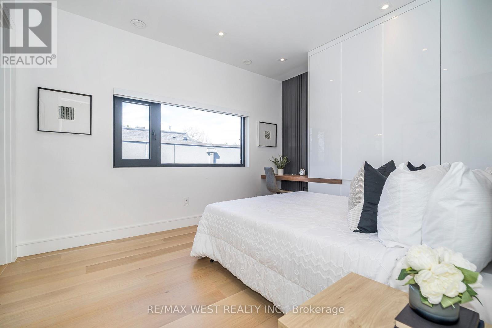 38 GWENDOLEN AVENUE - 37