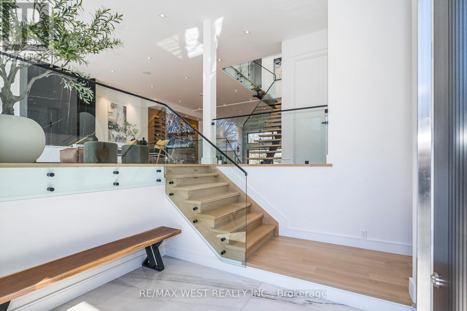 38 GWENDOLEN AVENUE - 4
