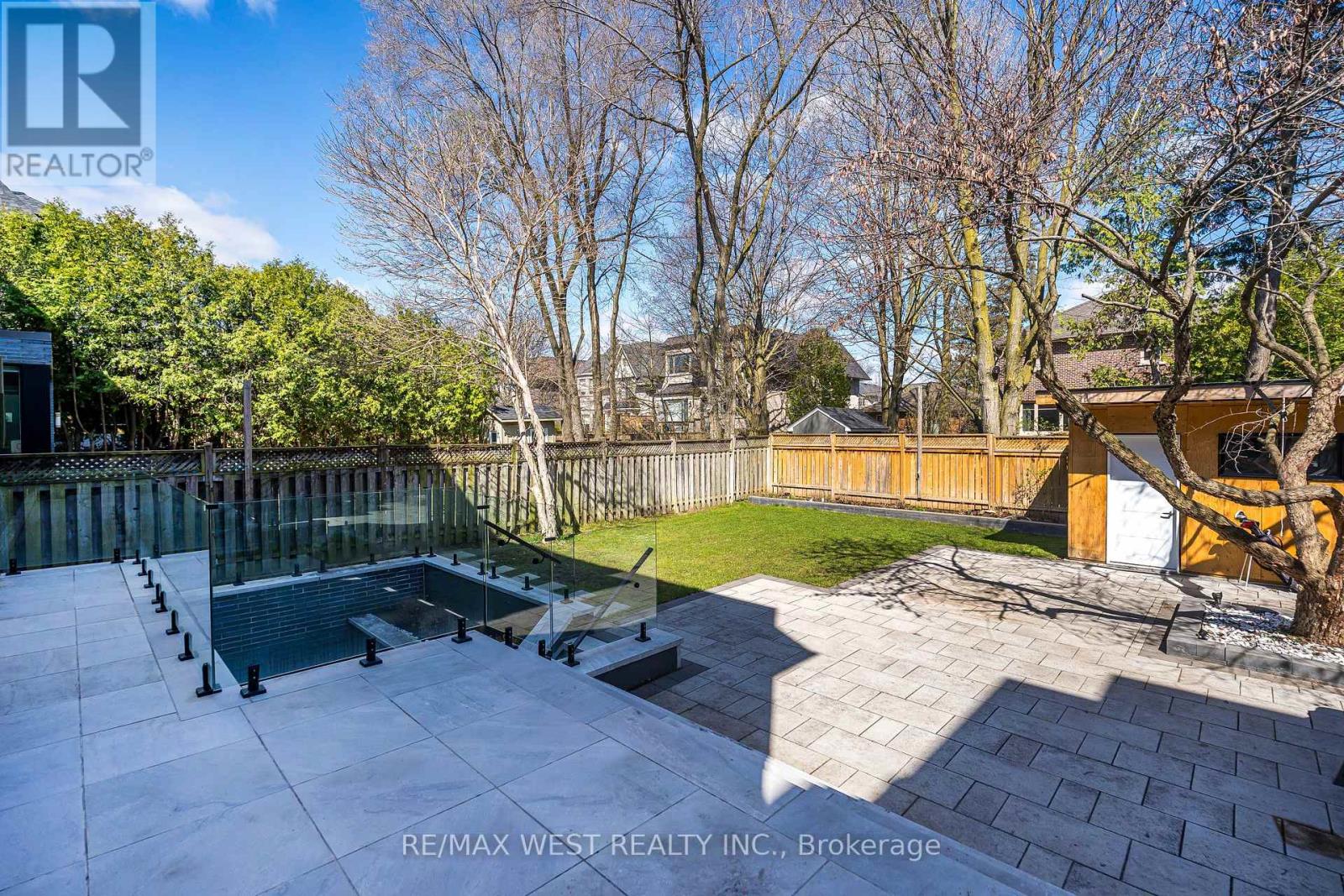38 GWENDOLEN AVENUE - 48