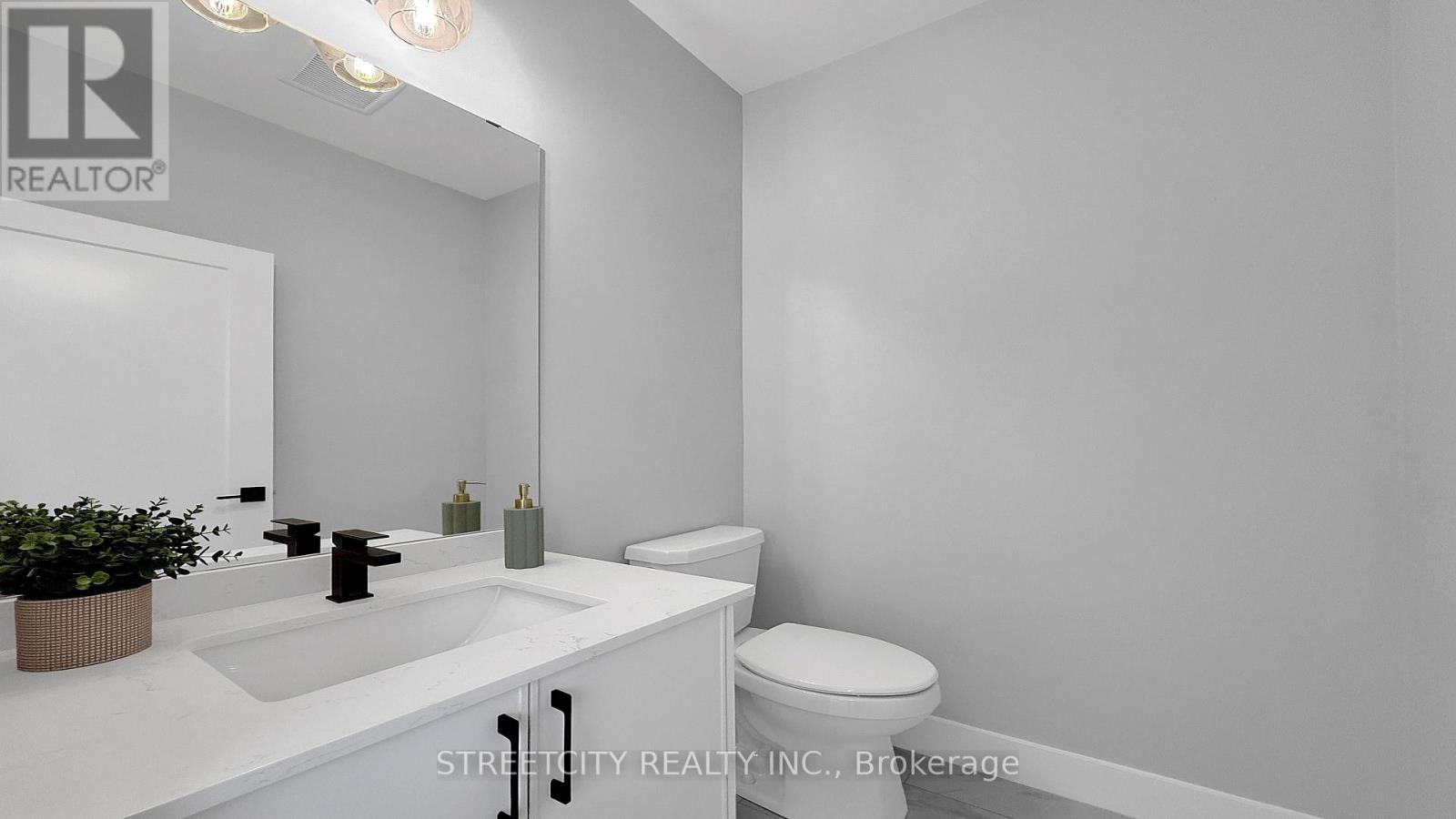 2pc Power Room