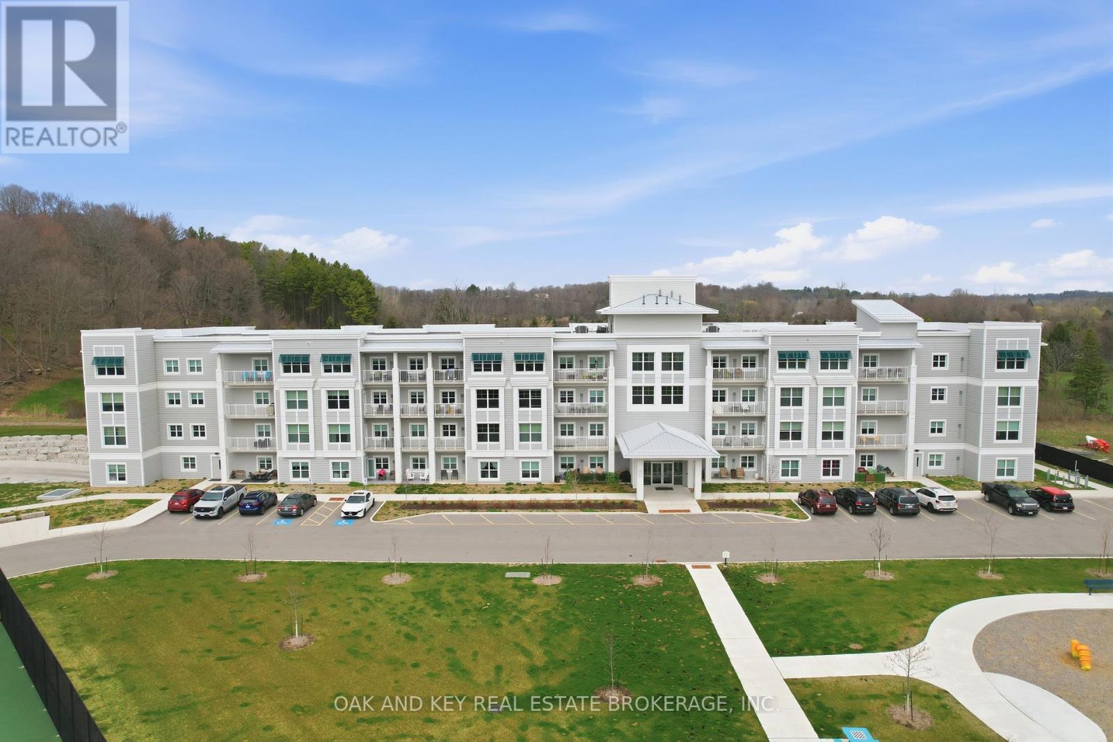 203 - 100 THE PROMENADE - photo 3