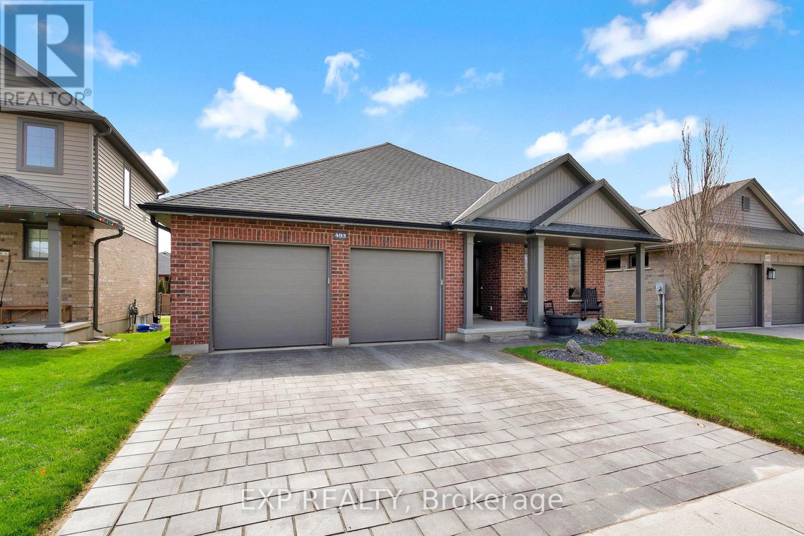 493 BENNETT CRESCENT — photo 2