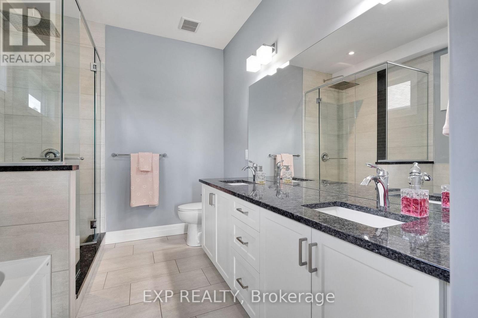 493 BENNETT CRESCENT — photo 21