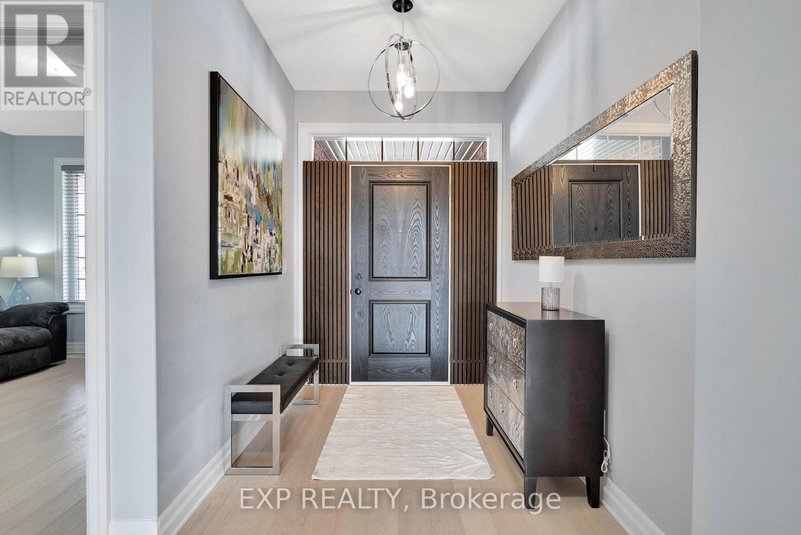 493 BENNETT CRESCENT — photo 4