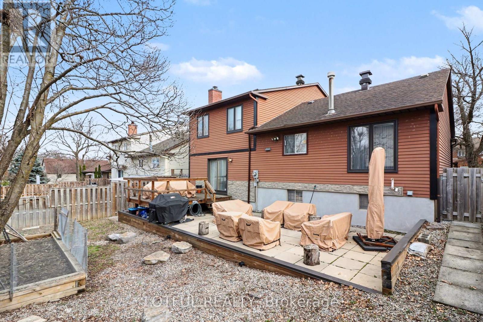 41 PATTERMEAD CRESCENT — photo 32