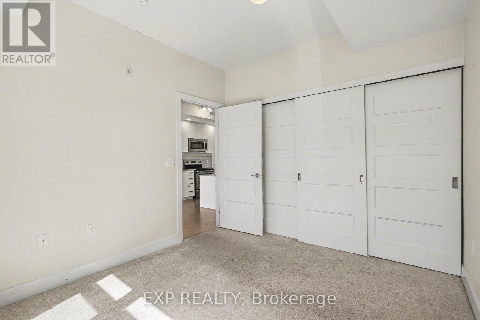 110 - 2785 BASELINE ROAD — photo 11