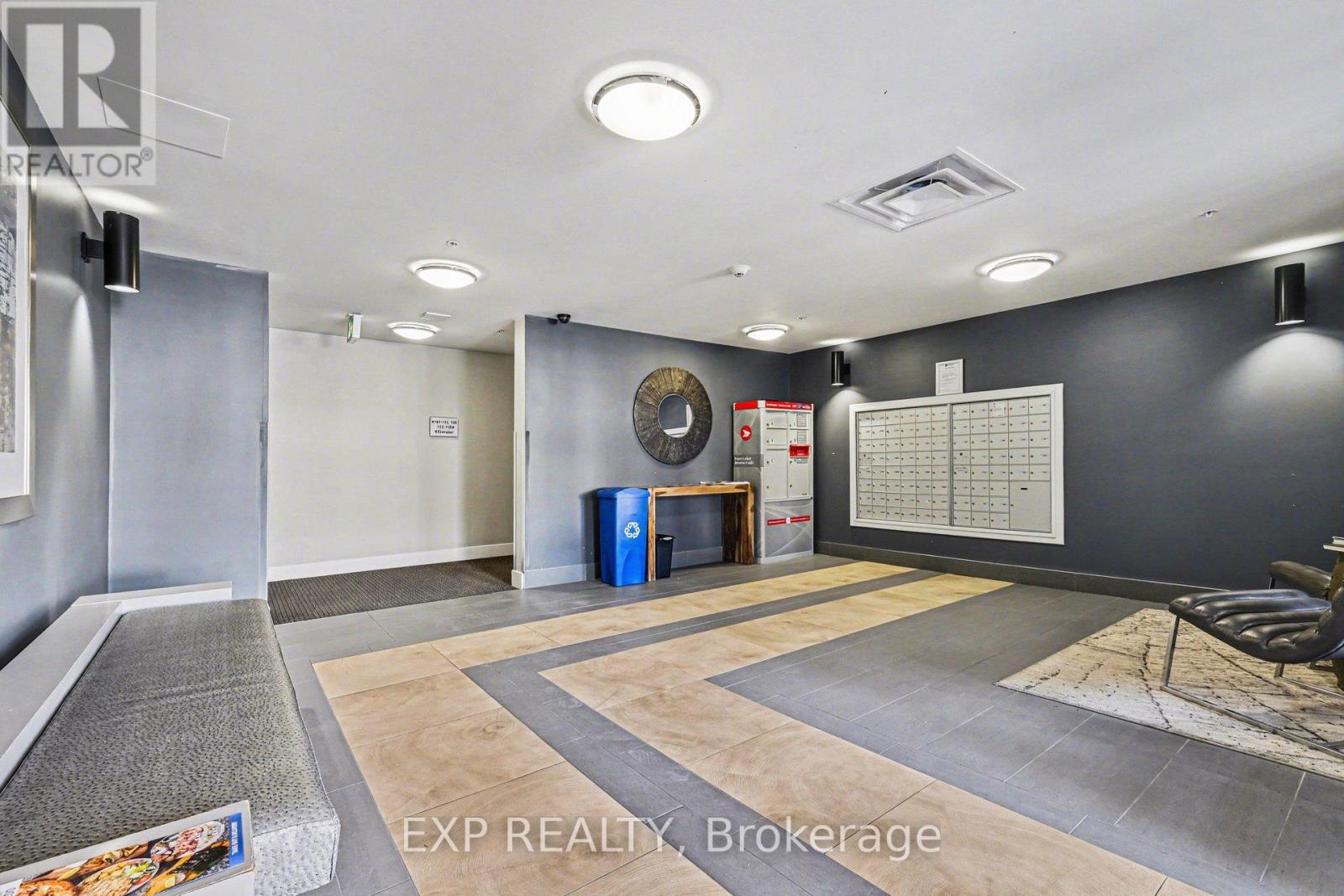 110 - 2785 BASELINE ROAD — photo 20