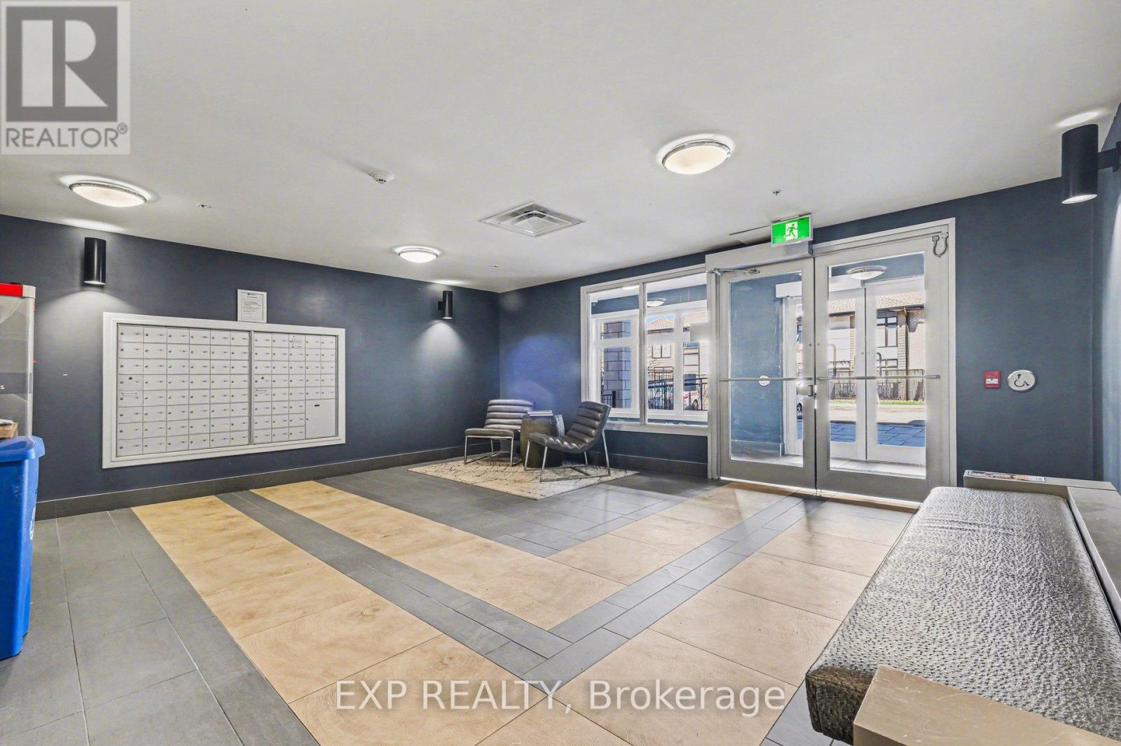 110 - 2785 BASELINE ROAD — photo 22