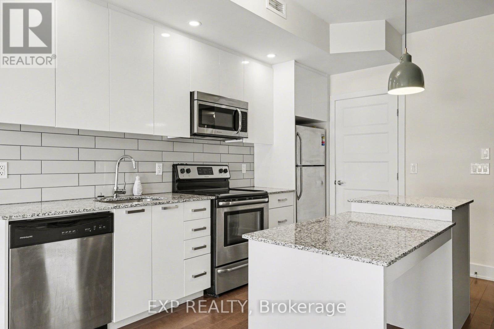 110 - 2785 BASELINE ROAD — photo 9
