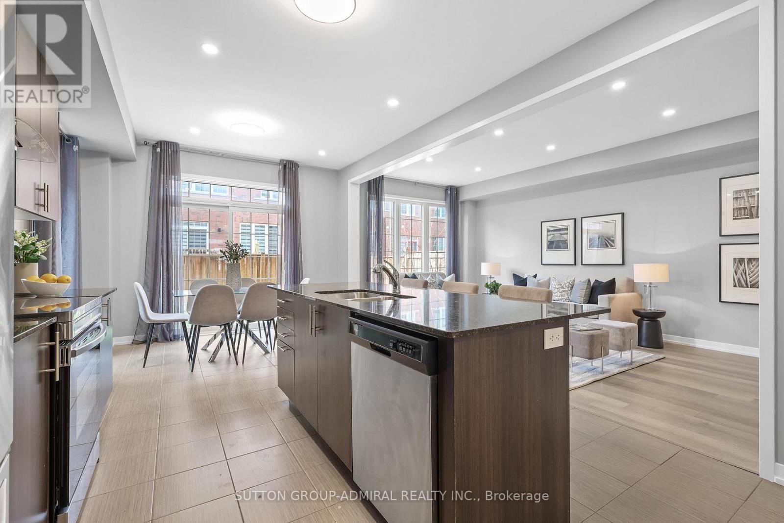 12 SAND HILL MEWS, Vaughan (Patterson), Ontario, L6A4Y4 — Photo 12