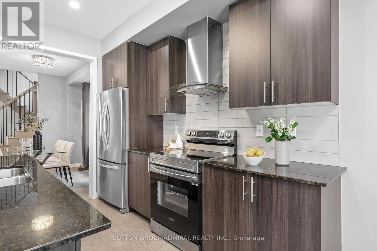 12 SAND HILL MEWS, Vaughan (Patterson), Ontario, L6A4Y4 — Photo 15