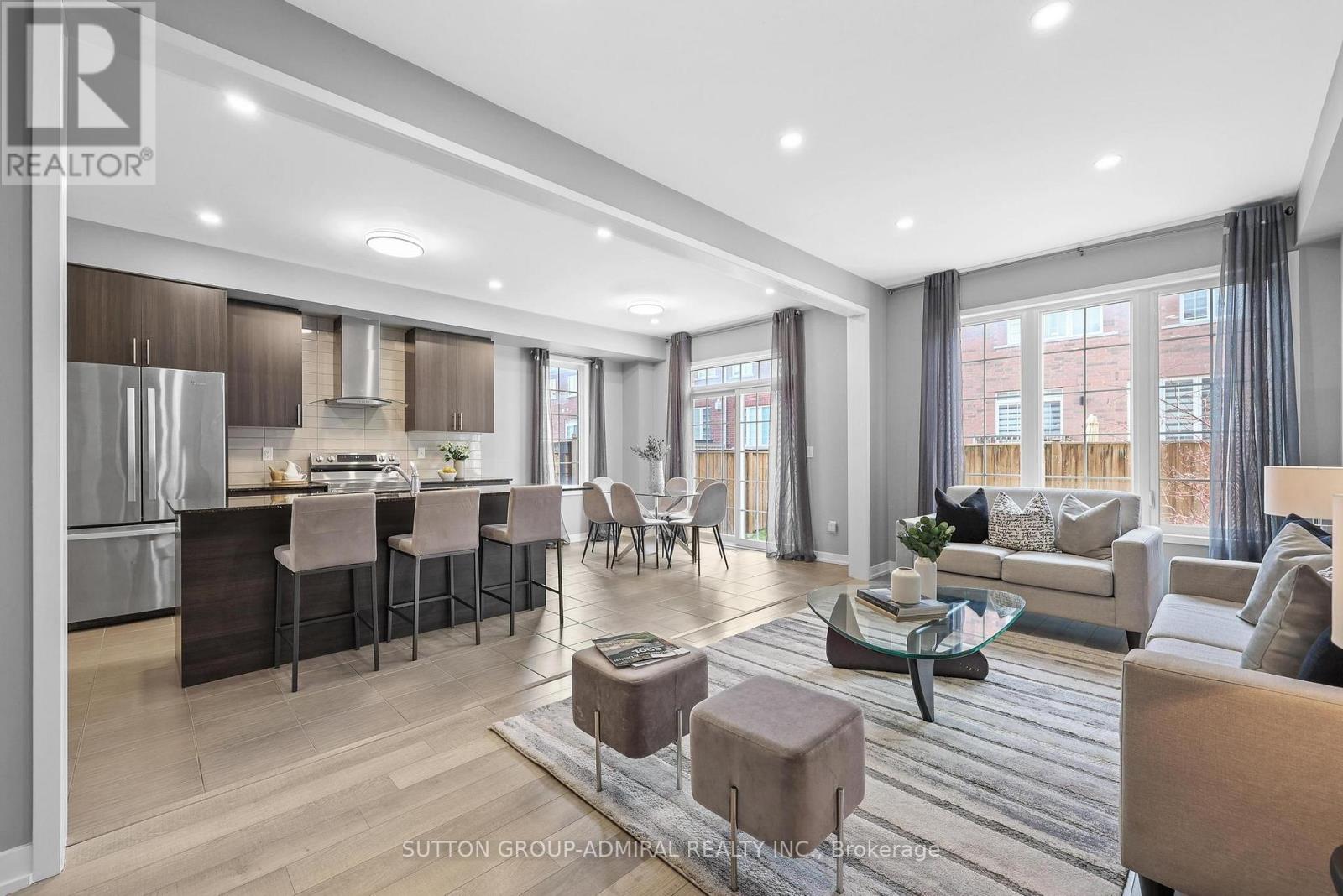 12 SAND HILL MEWS, Vaughan (Patterson), Ontario, L6A4Y4 — Photo 8