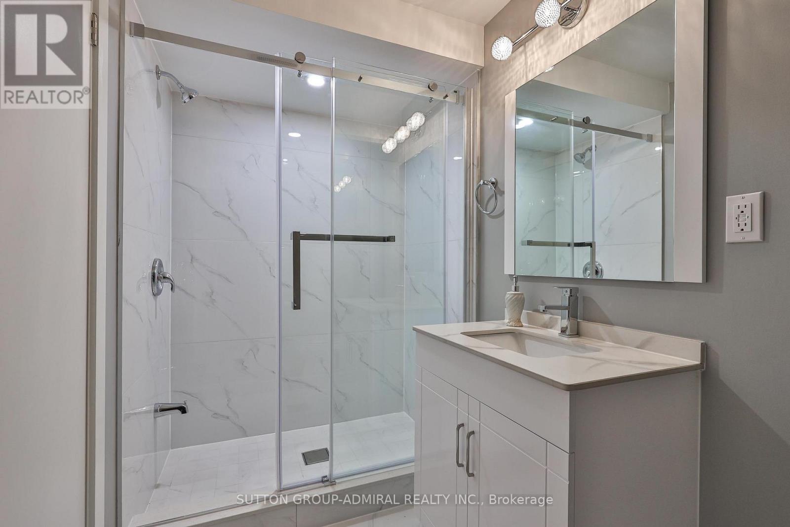 12 SAND HILL MEWS, Vaughan (Patterson), Ontario, L6A4Y4 — Photo 45
