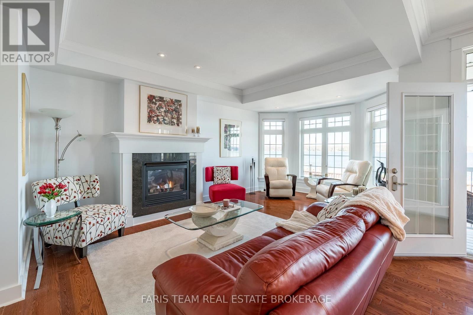 #12 155 WILLIAM STREET - 12