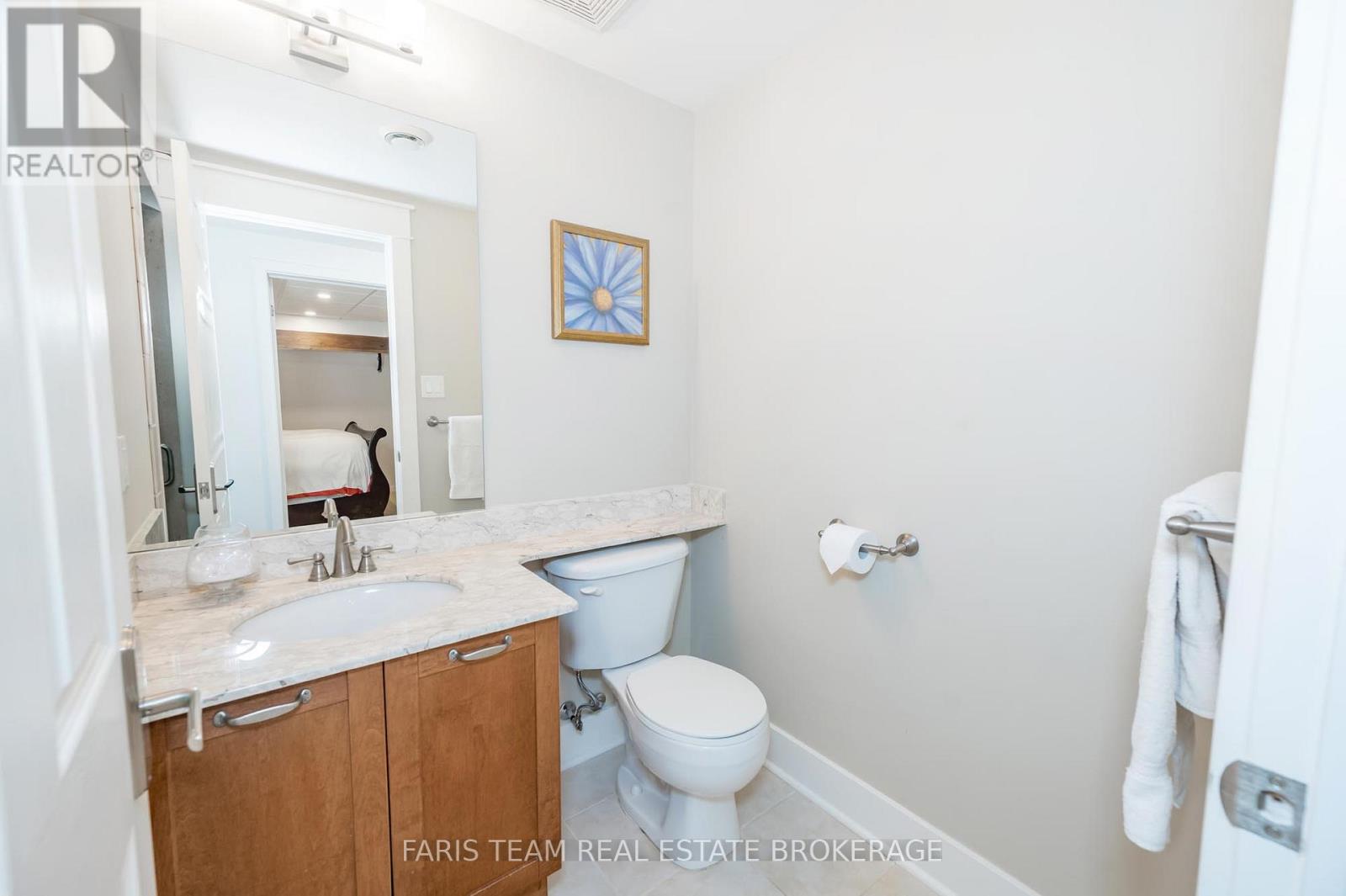 #12 155 WILLIAM STREET - 29