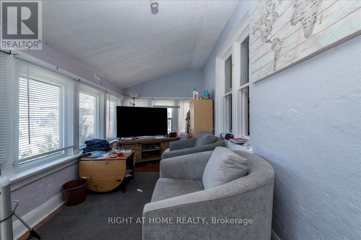 29 PEEL STREET - 24