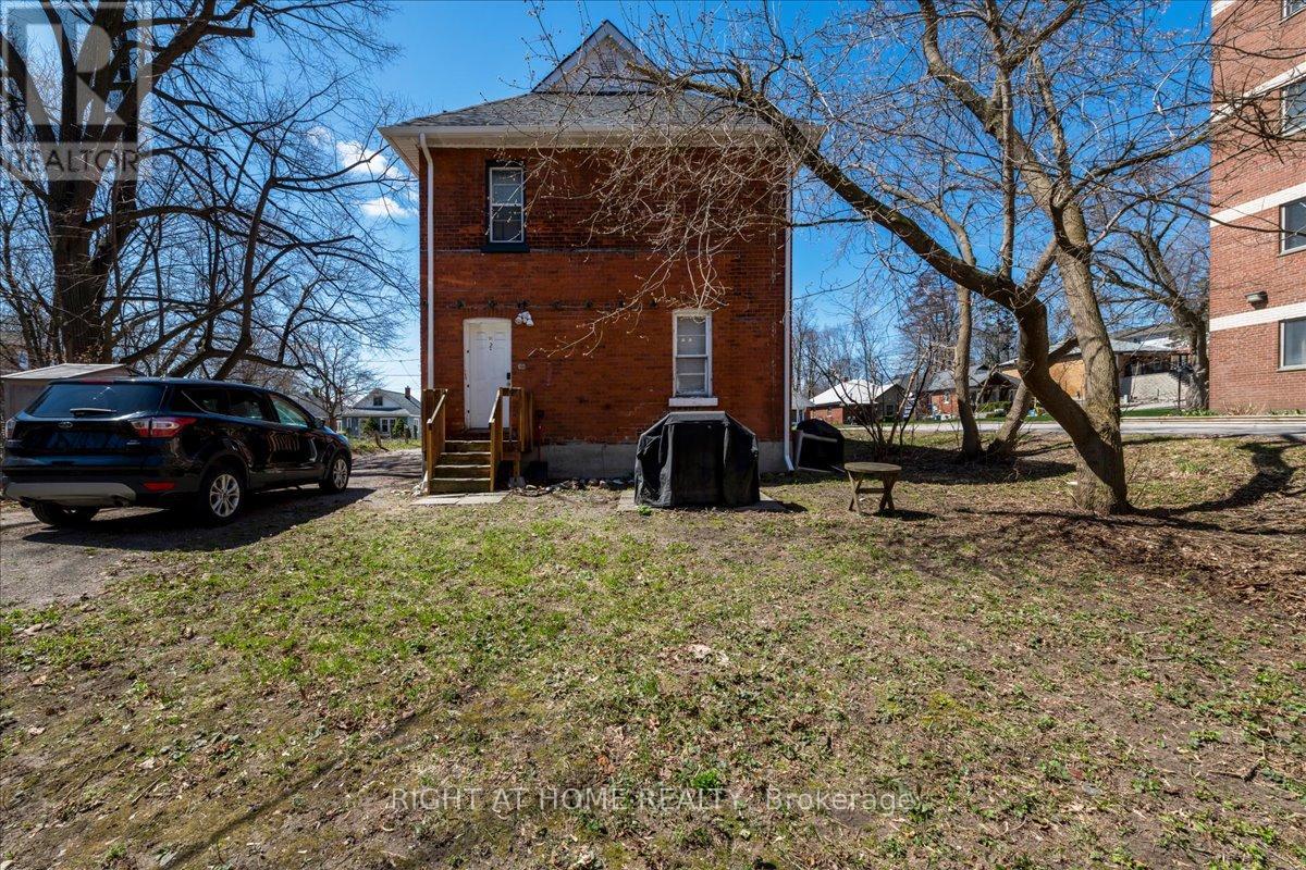 29 PEEL STREET - 30