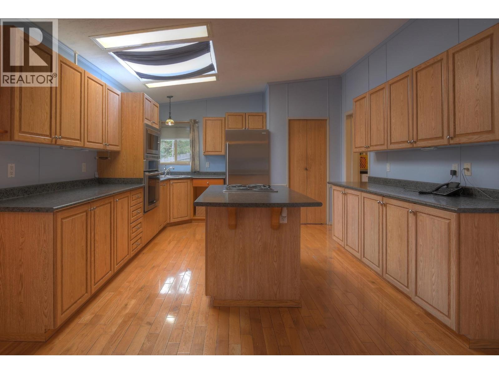 2391 STARLIKE LAKE ROAD - 12