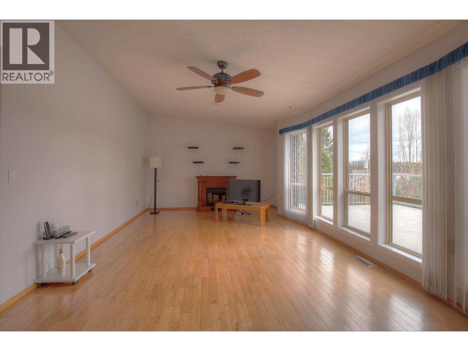 2391 STARLIKE LAKE ROAD - 9