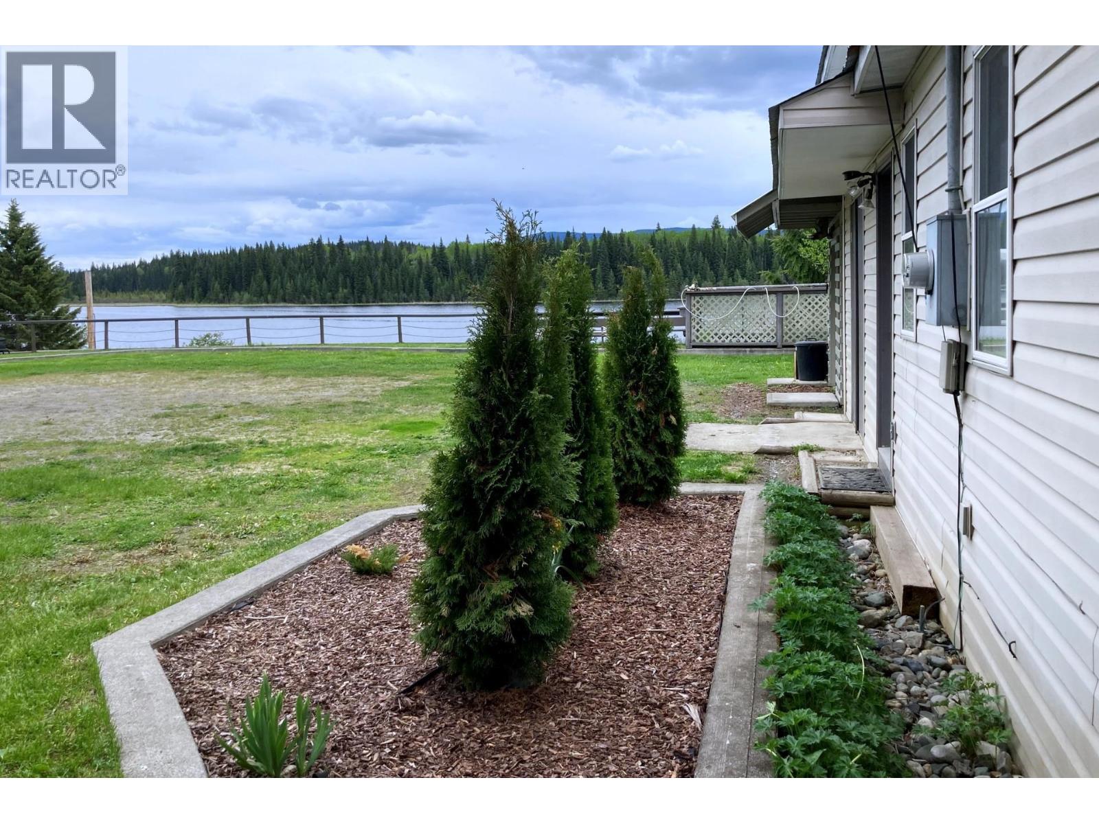 2391 STARLIKE LAKE ROAD - 25