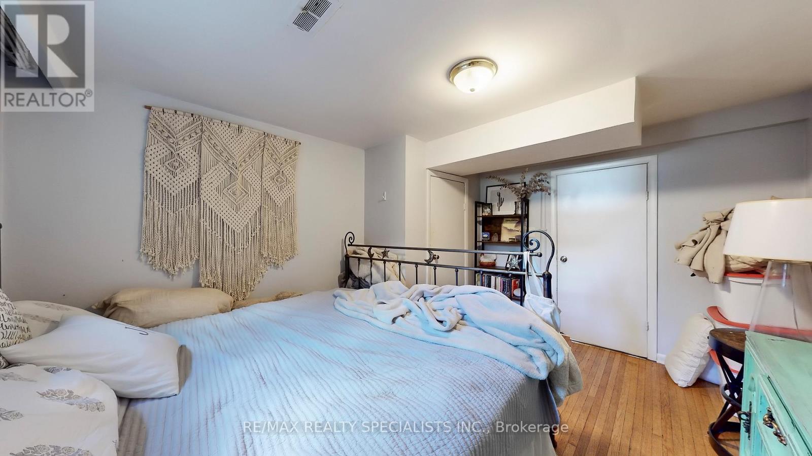 1306-08 LEIGHLAND ROAD - 14