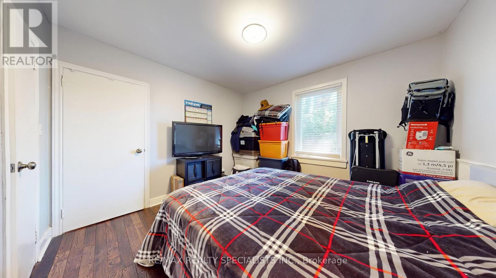 1306-08 LEIGHLAND ROAD - 30