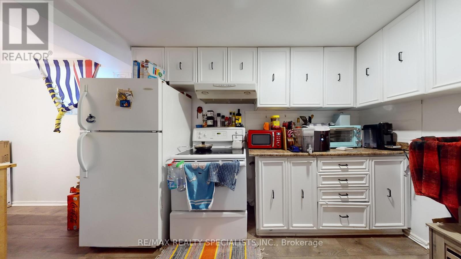 1306-08 LEIGHLAND ROAD - 36
