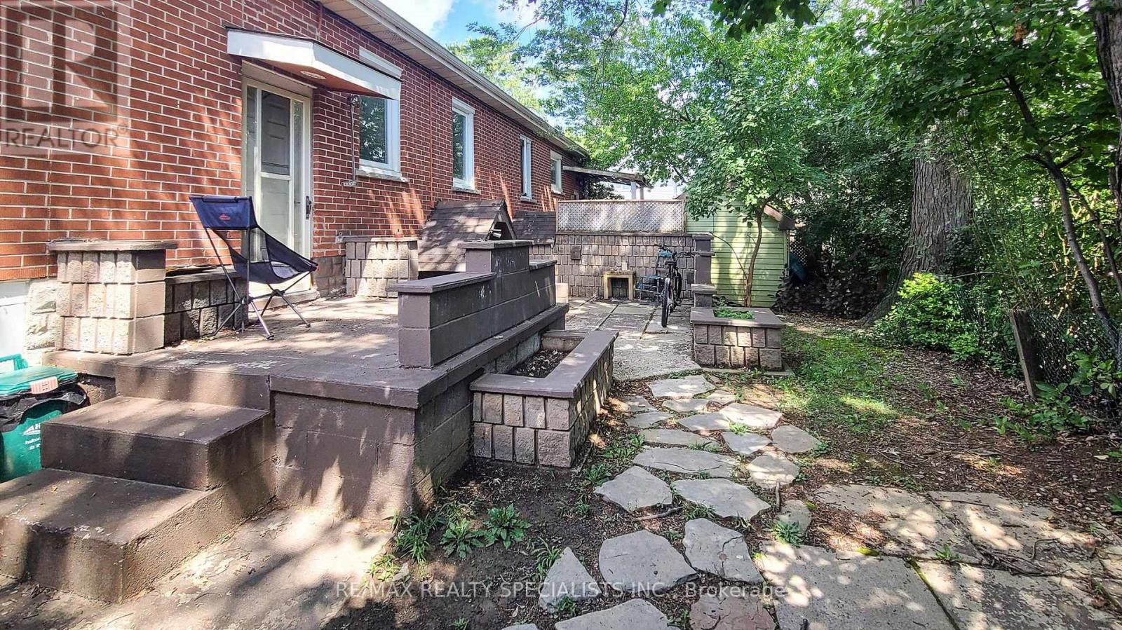1306-08 LEIGHLAND ROAD - 41