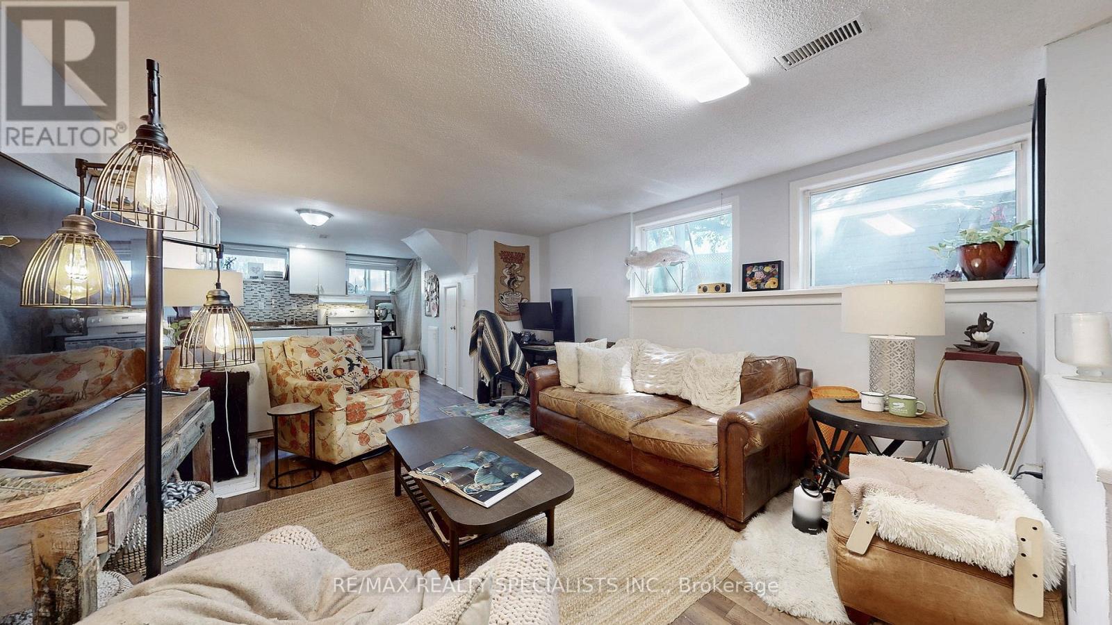 1306-08 LEIGHLAND ROAD - 9