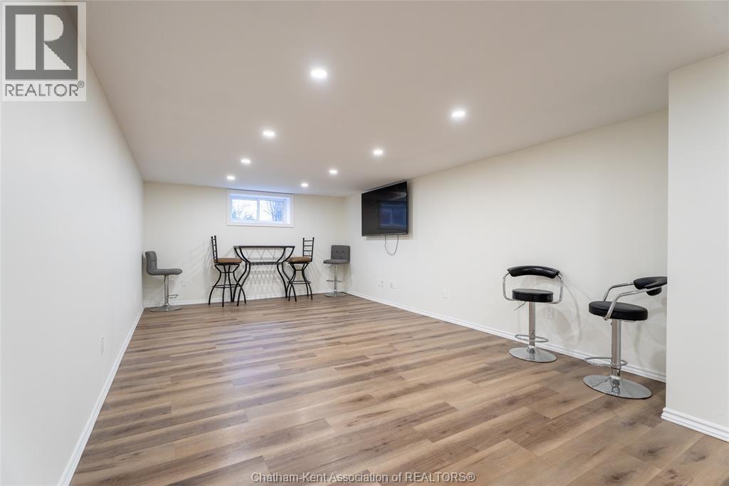 17 Glenmar AVENUE - 22