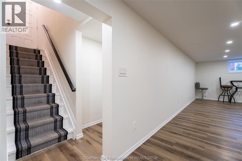 17 Glenmar AVENUE - 27