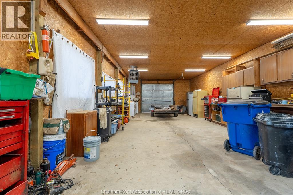 17 Glenmar AVENUE - 33
