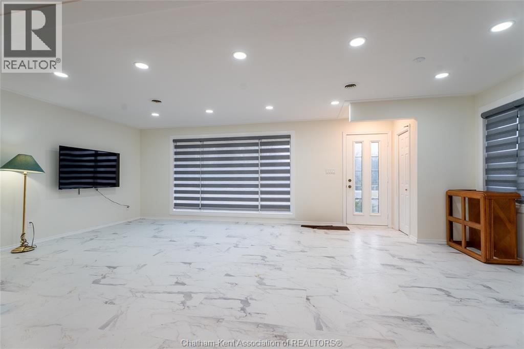17 Glenmar AVENUE - 6