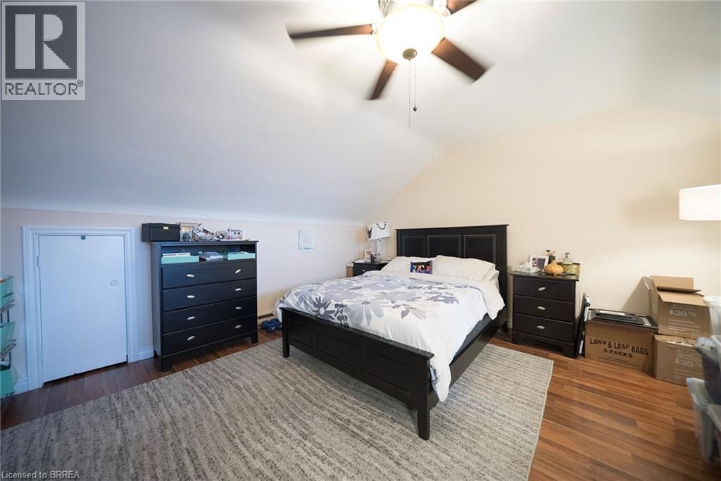 142 GRAND RIVER Street N, Paris, Ontario, N3L2M5 — Photo 13