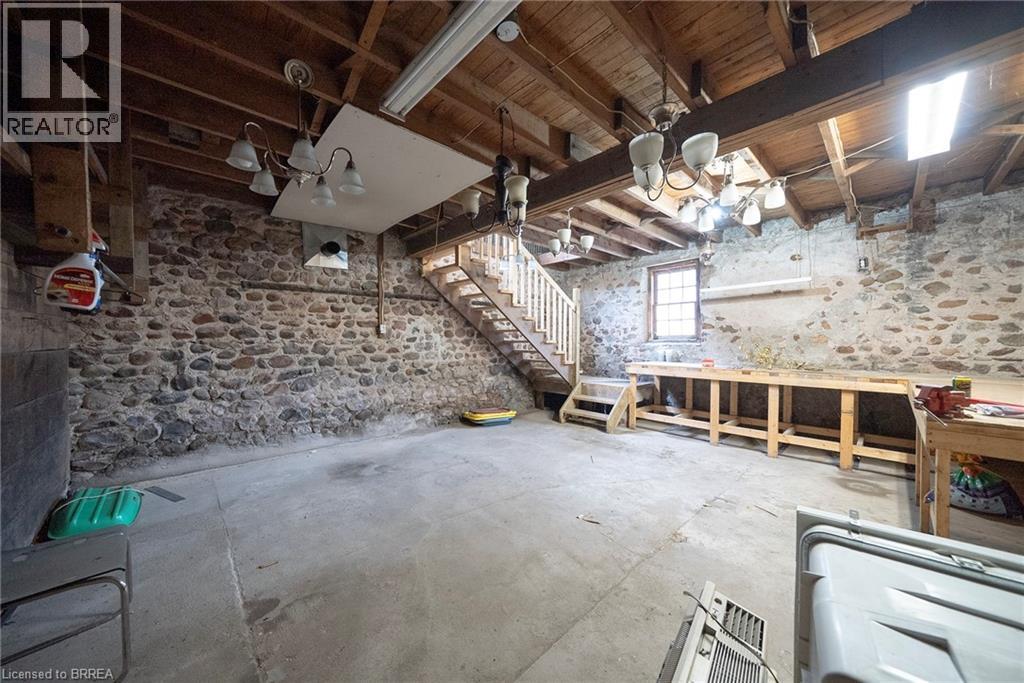 142 GRAND RIVER Street N, Paris, Ontario, N3L2M5 — Photo 32