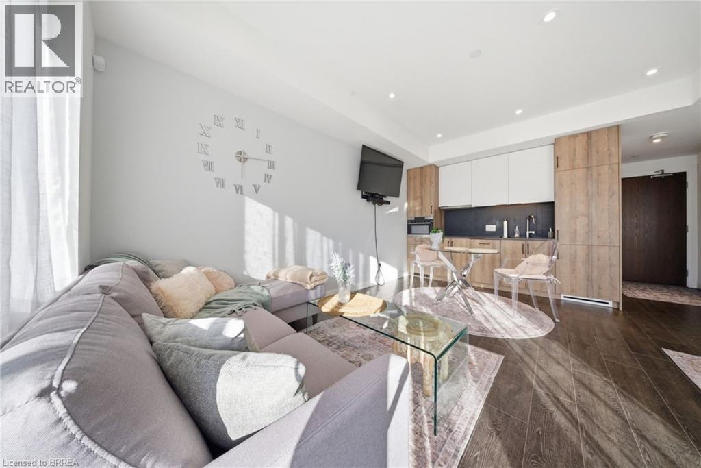 741 KING Street W Unit# 107, Kitchener, Ontario, N2G1E5 — Photo 19