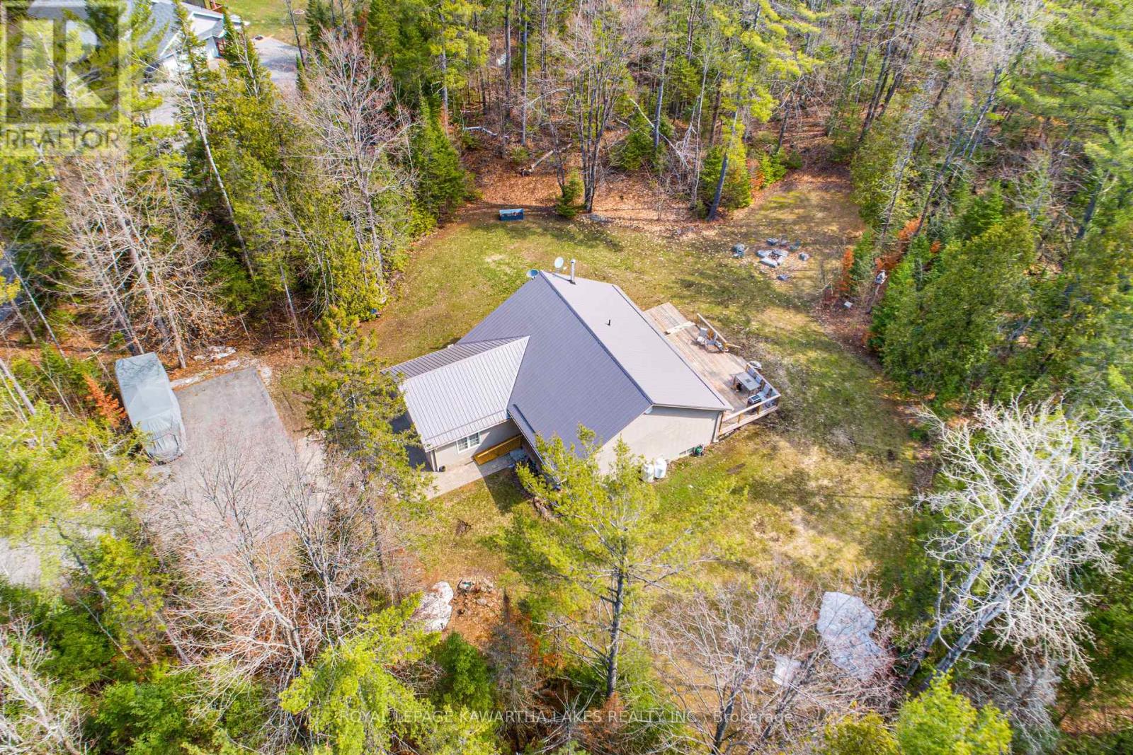 914 COUNTY RD 49 — photo 47