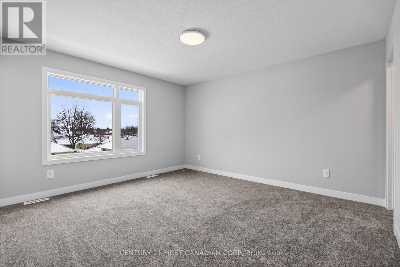 #20 349 SOUTHDALE ROAD E - 29