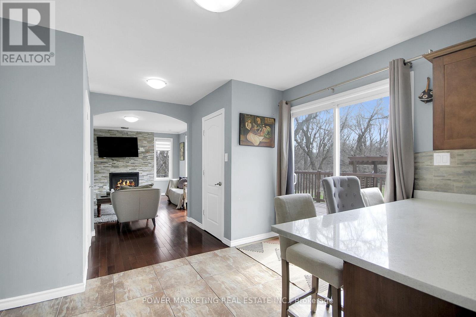 3770 LOUISEIZE ROAD - 8